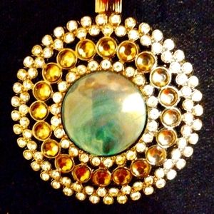 Premier Designs "Paperazzi" Pendent